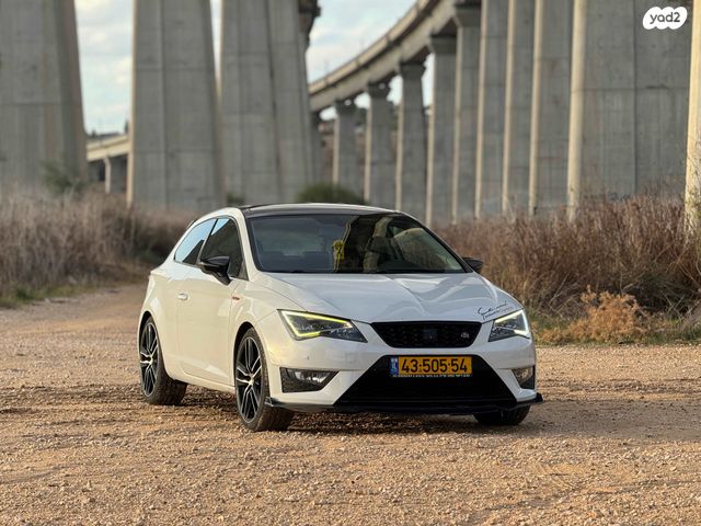 מודעת רכב סיאט לאון