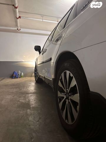 סובארו אאוטבק