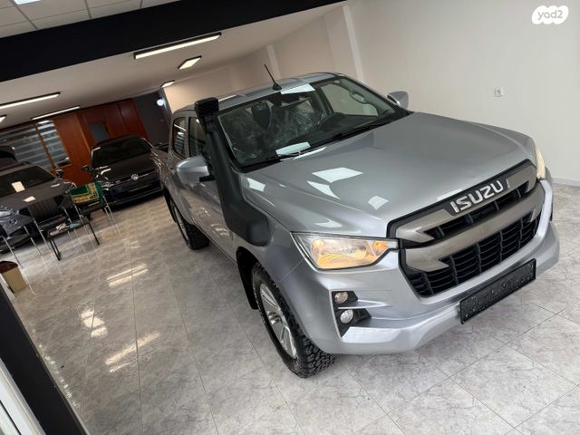 איסוזו די-מקס