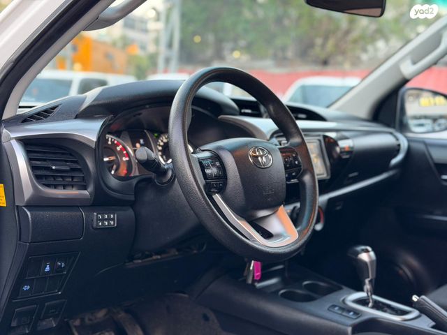 טויוטה היילקס