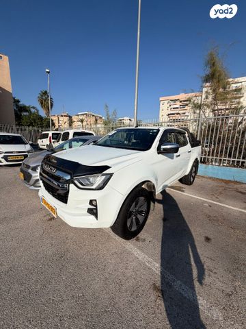 מודעת רכב איסוזו די-מקס