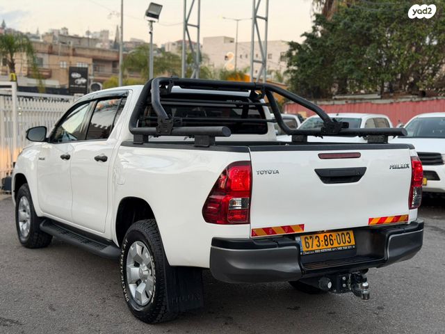 טויוטה היילקס