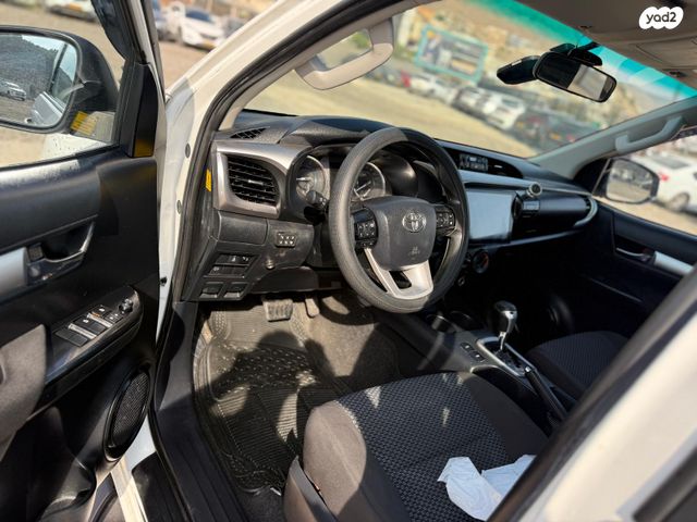 טויוטה היילקס