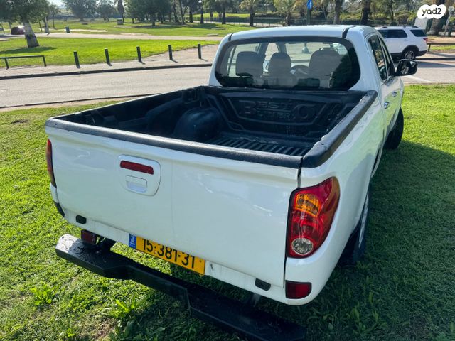 מיצובישי טרייטון / L200