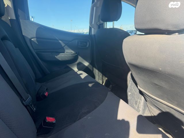 מיצובישי טרייטון / L200