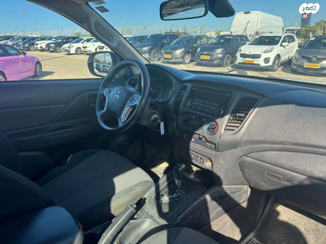 מיצובישי טרייטון / L200