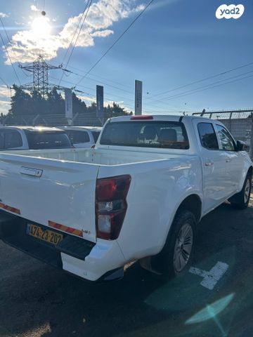 איסוזו די-מקס