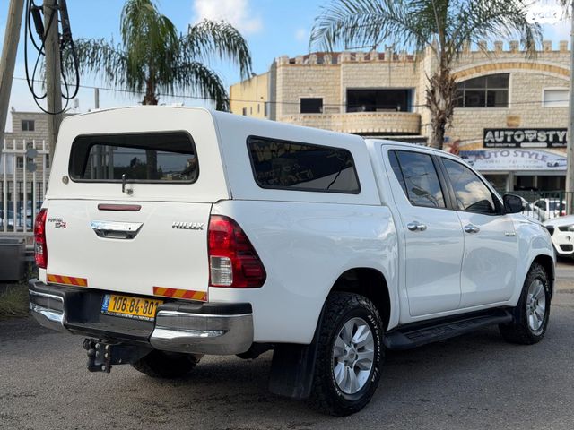 טויוטה היילקס