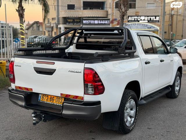 טויוטה היילקס