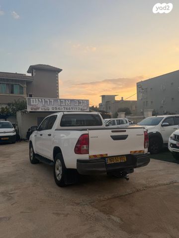 טויוטה היילקס