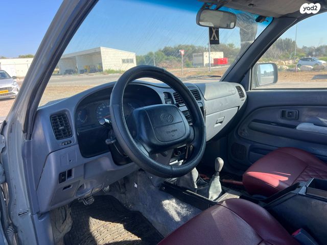 טויוטה היילקס