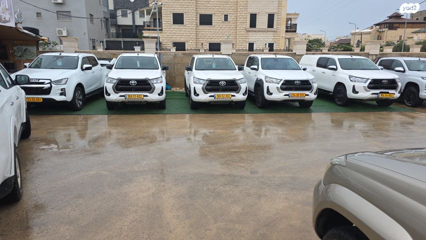 טויוטה היילקס