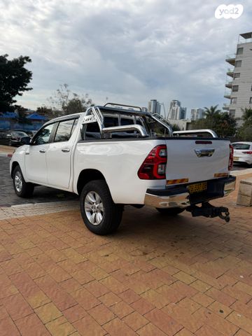 טויוטה היילקס