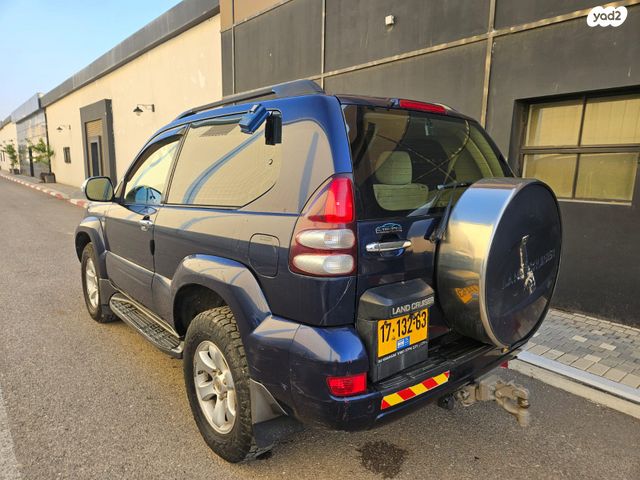 טויוטה לנד קרוזר
