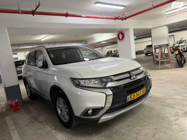 מיצובישי אאוטלנדר