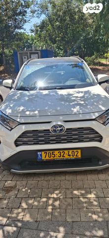 טויוטה RAV4