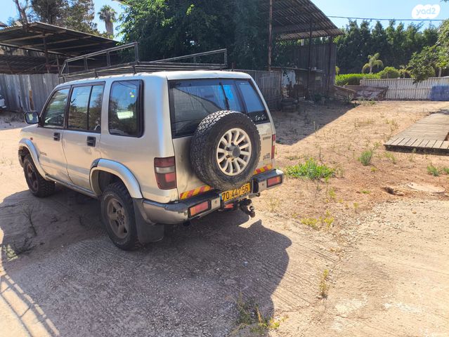 איסוזו טרופר