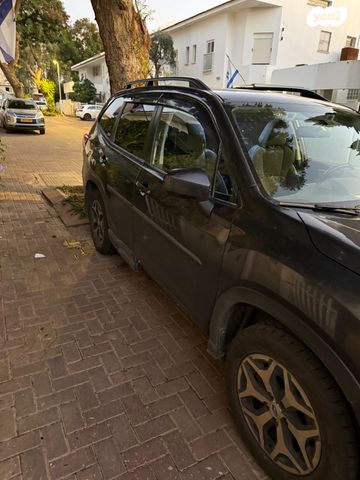 סובארו פורסטר