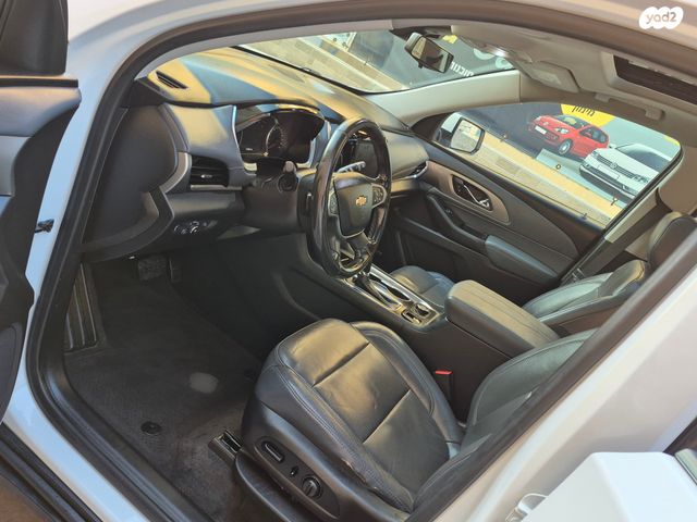 שברולט טראוורס