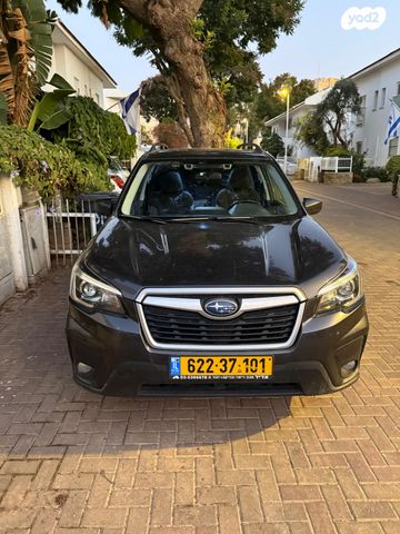 סובארו פורסטר