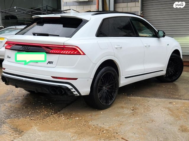אאודי Q8