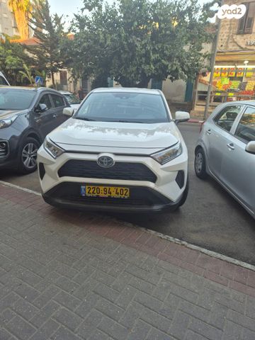 מודעת רכב טויוטה RAV4
