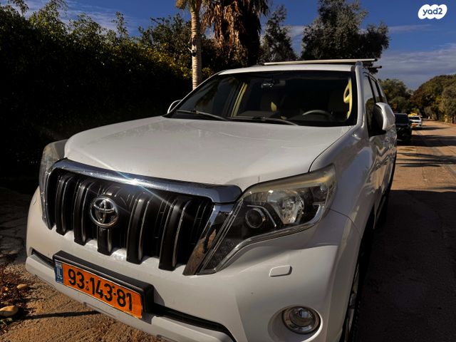 טויוטה לנד קרוזר