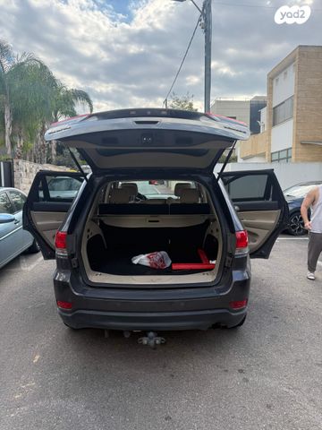 ג'יפ גרנד צ'ירוקי