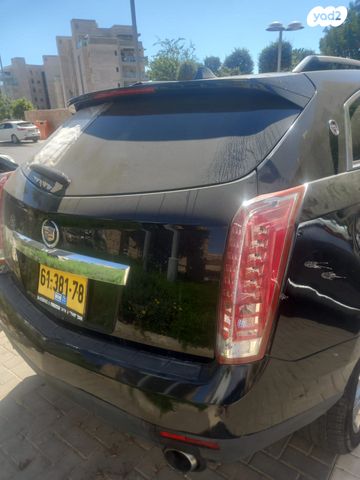 קאדילק SRX