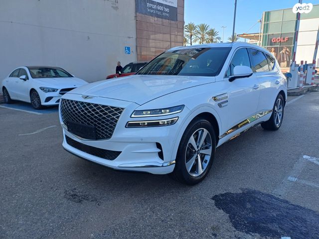 מודעת רכב ג'נסיס GV80