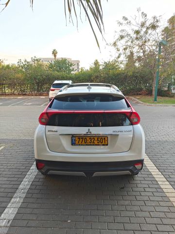 מיצובישי אקליפס קרוס