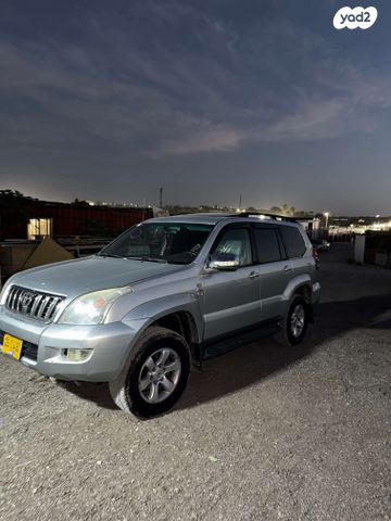 טויוטה לנד קרוזר