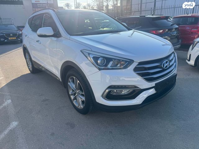 יונדאי סנטה פה