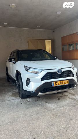 מודעת רכב טויוטה RAV4
