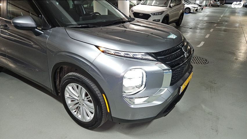 מיצובישי אאוטלנדר