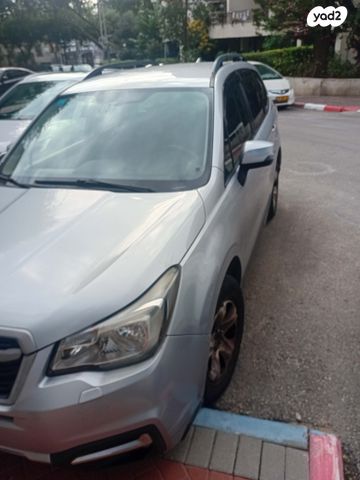 סובארו פורסטר