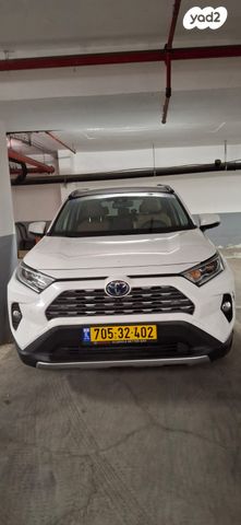 טויוטה RAV4