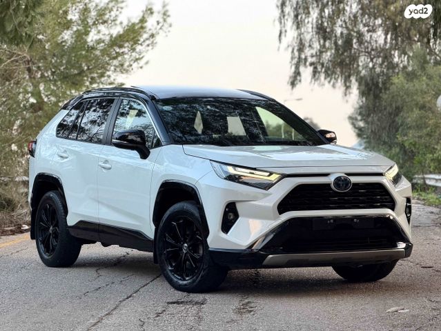 מודעת רכב טויוטה RAV4