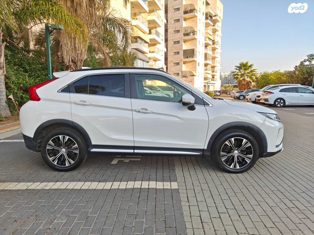 מיצובישי אקליפס קרוס