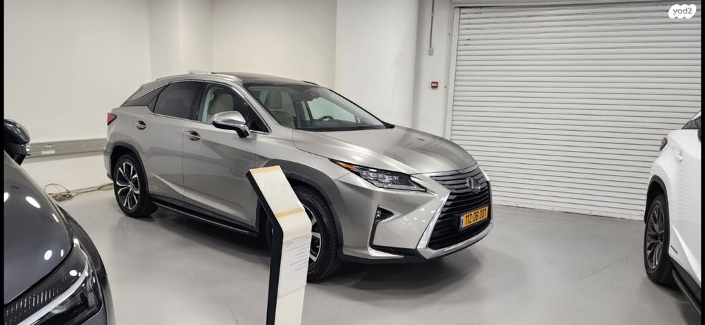 מודעת רכב לקסוס RX