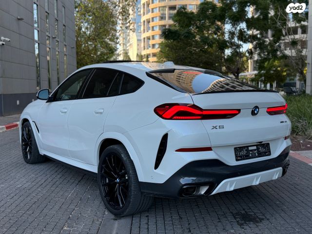 ב מ וו X6