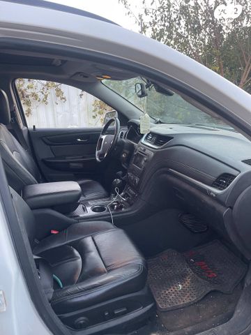 שברולט טראוורס