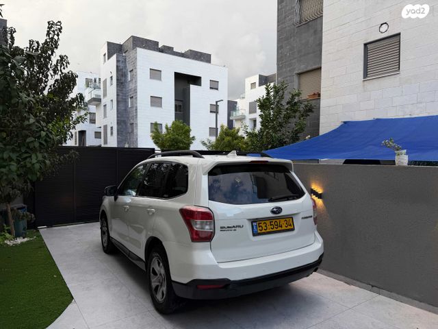 סובארו פורסטר