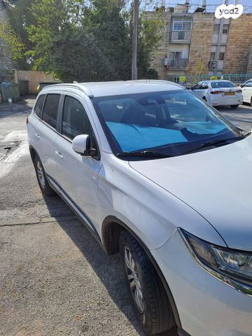 מיצובישי אאוטלנדר