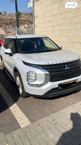 מיצובישי אאוטלנדר