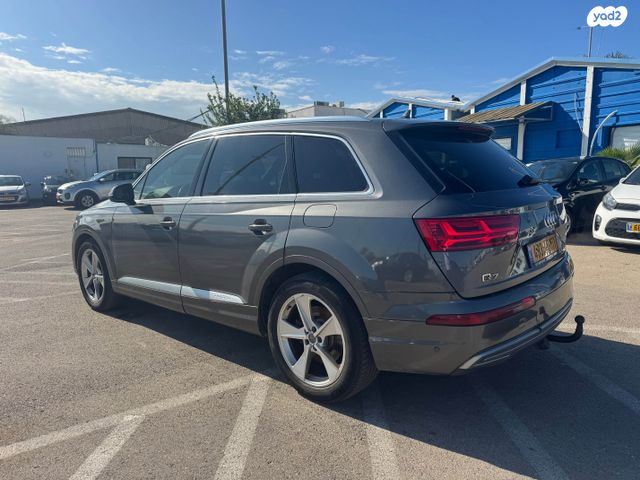 אאודי Q7