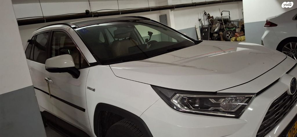 מודעת רכב טויוטה RAV4