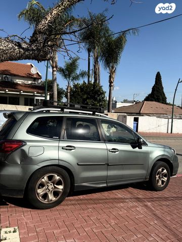 סובארו פורסטר