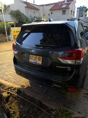 סובארו פורסטר