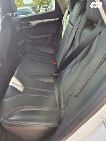 אם ג'י מארוול R